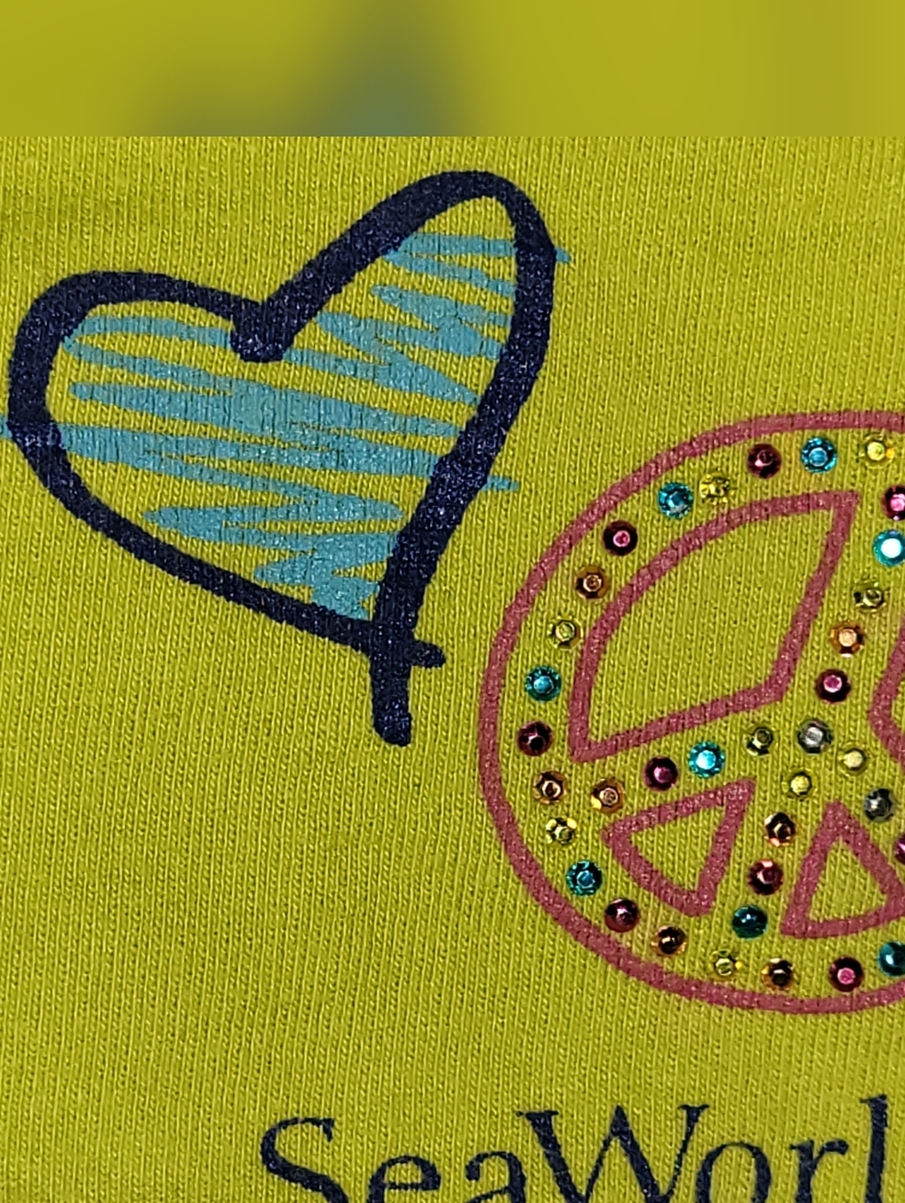 SeaWorld Lime Green Peace Heart Graphic Lounge Shorts Size 2X - Picture 9 of 9